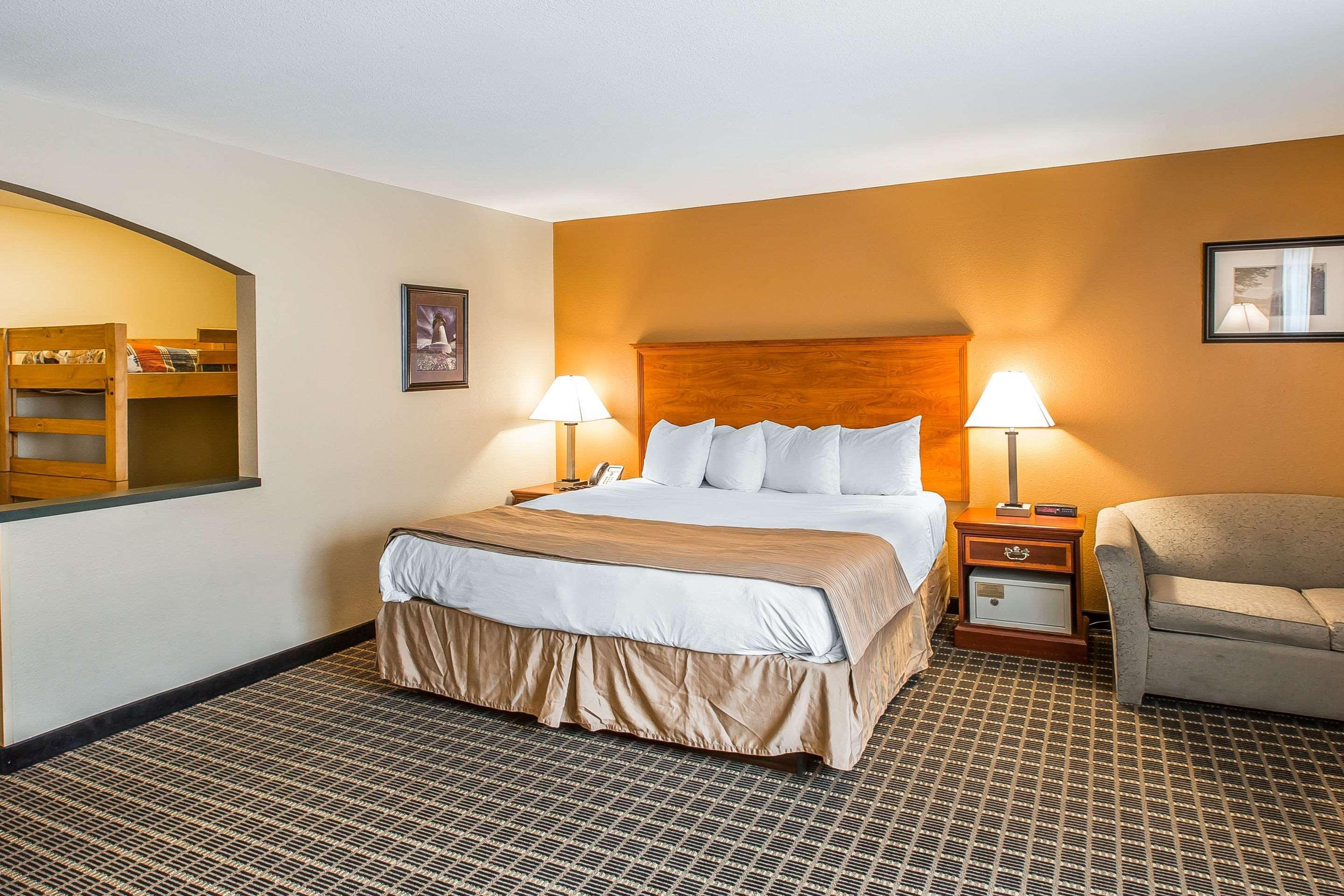Quality Inn & Suites On The River Glenwood Springs Exterior foto