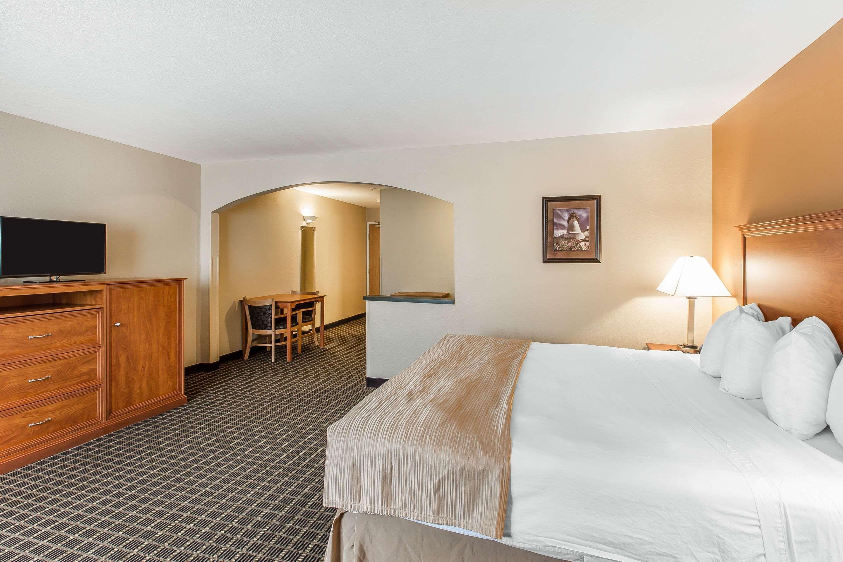 Quality Inn & Suites On The River Glenwood Springs Exterior foto