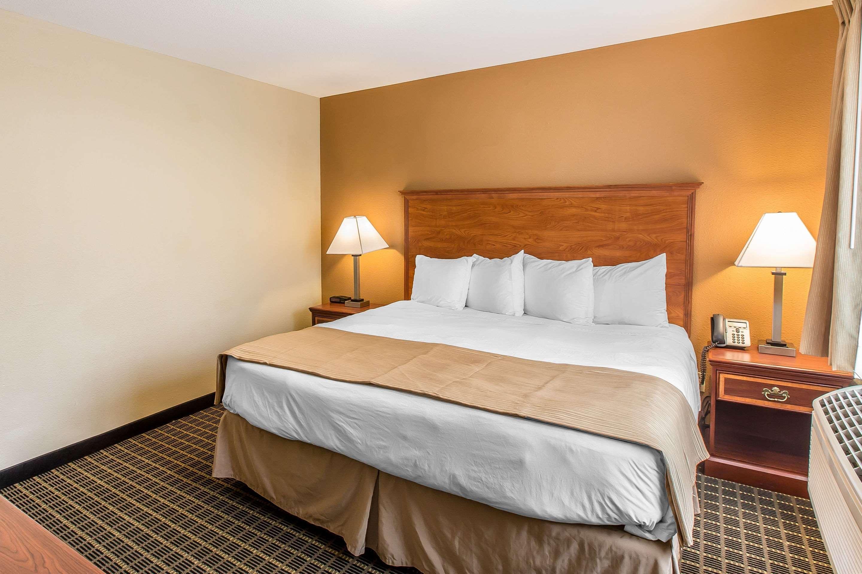 Quality Inn & Suites On The River Glenwood Springs Exterior foto