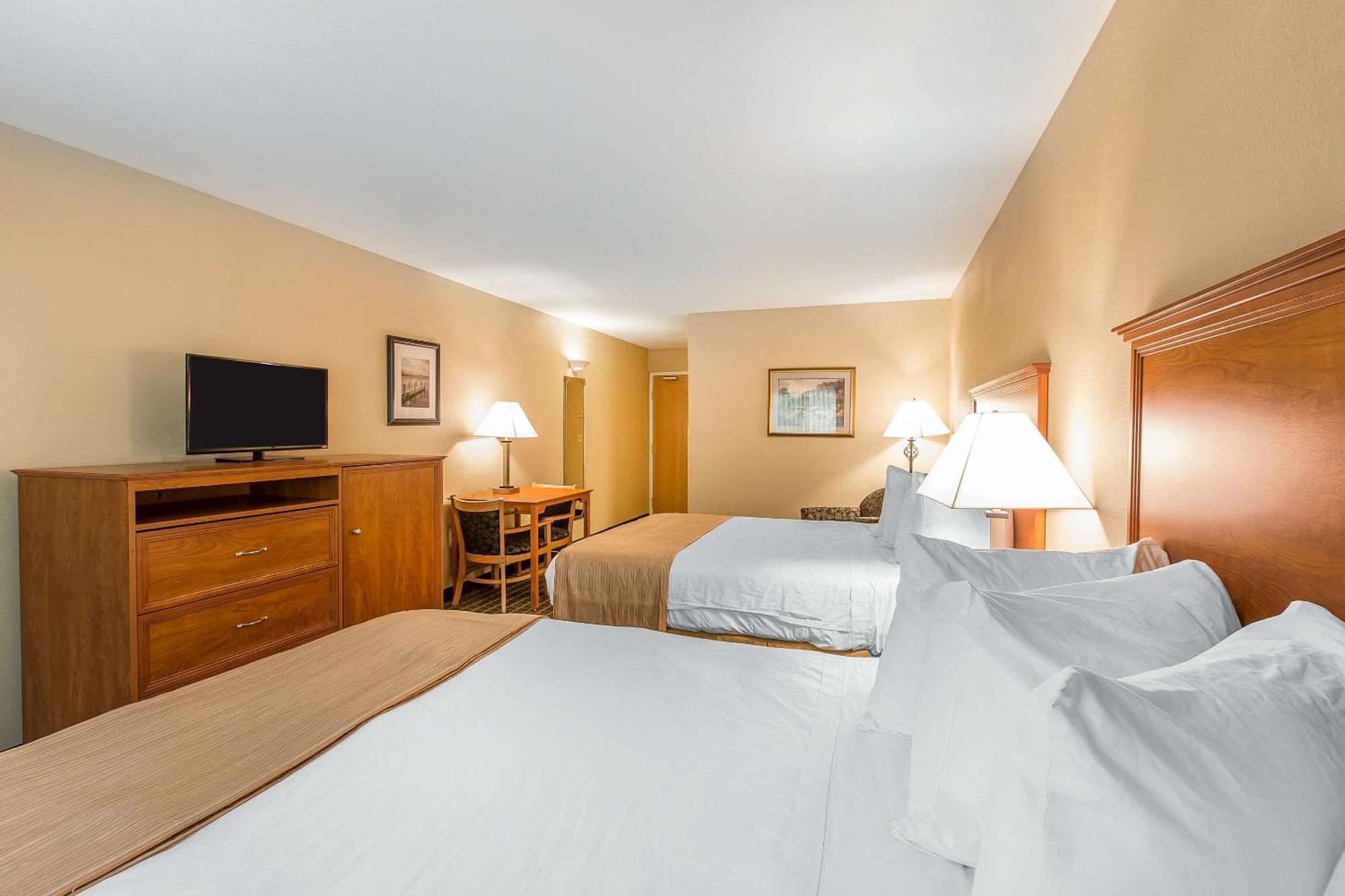 Quality Inn & Suites On The River Glenwood Springs Exterior foto