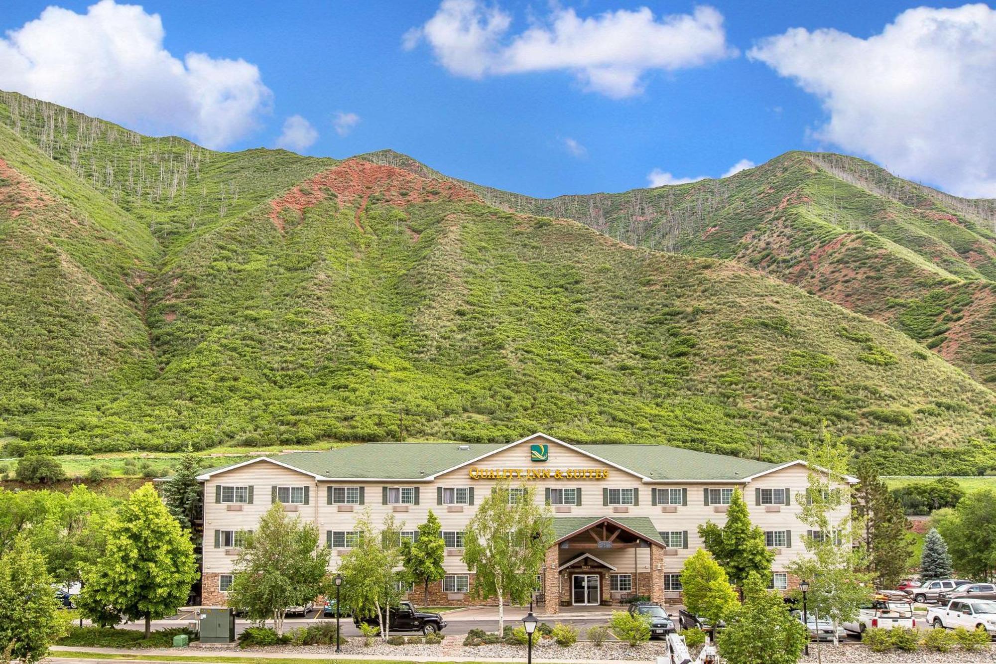 Quality Inn & Suites On The River Glenwood Springs Exterior foto